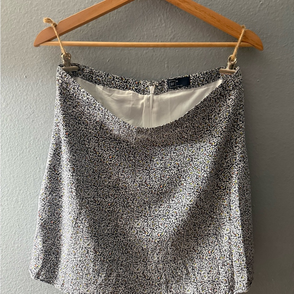 GAP Micro Floral Skirt with Yellow & Orange Accents